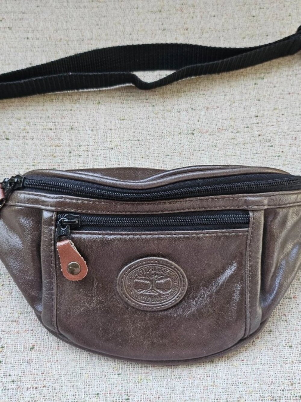 Cypress Wood Fanny Bag Waist Bag Brown Leather Travel Bag Zip Pockets Purse